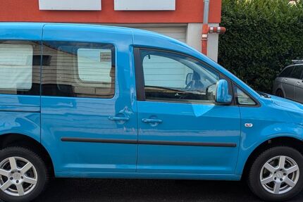 VW Caddy 122.000 km 5.950 &euro; Köln - Ossendorf 50827