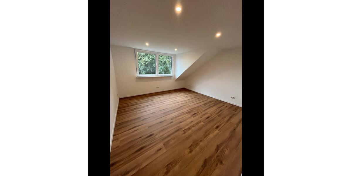 Dachgeschoßwohnung Neuss Holzheim - 2 Zimmer, 46 m&sup2;, 800&euro; | Angebot:26449087
