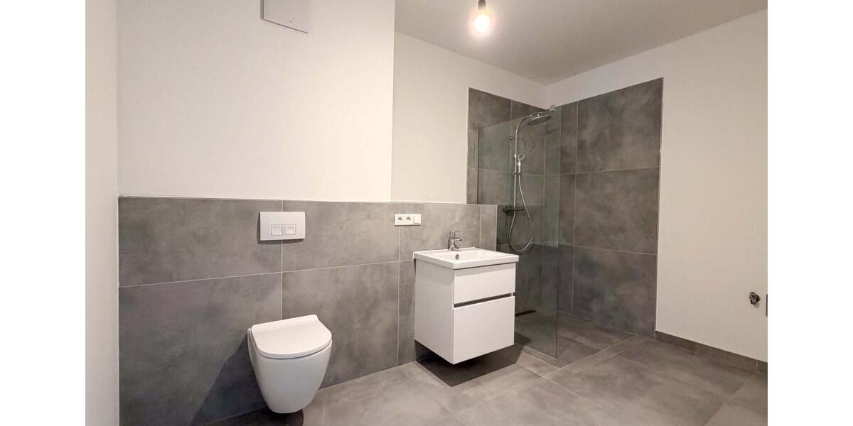 Etagenwohnung Düsseldorf Pempelfort - 3 Zimmer, 87 m&sup2;, 1.660&euro; | Angebot:25592051