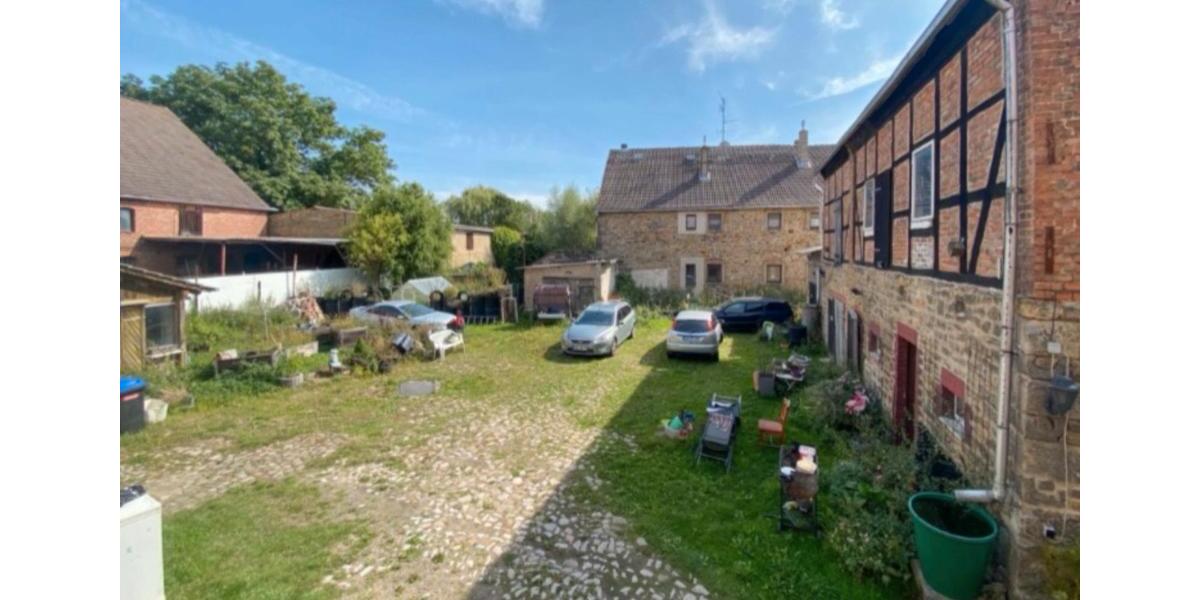 Mehrfamilienhaus, Wohnhaus Leverkusen Alkenrath - 8 Zimmer, 240 m&sup2;, 69.000&euro; | Angebot:24324031