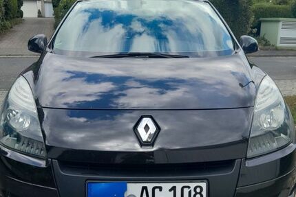 Renault Scenic 175.000 km 3.300 &euro; Remscheid 42857
