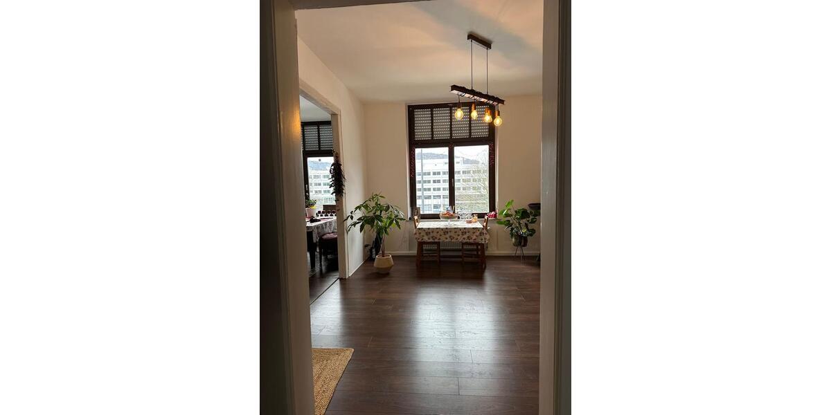 Etagenwohnung Wuppertal Elberfeld - 4 Zimmer, 120 m&sup2;, 1.100&euro; | Angebot:24772534