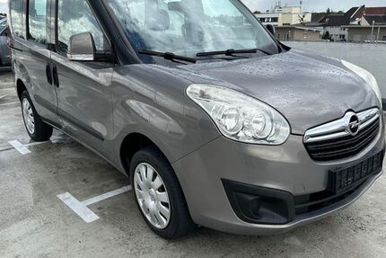 Opel Combo 185.000 km 3.900 € Neuss 41462
