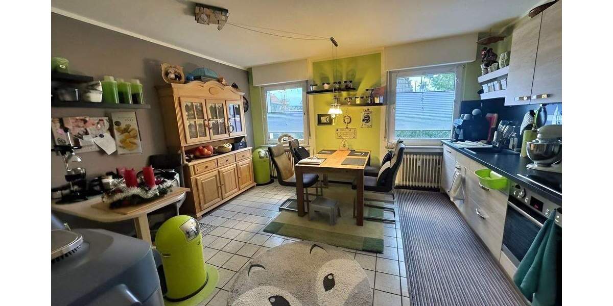 Etagenwohnung Wermelskirchen - 3 Zimmer, 95 m&sup2;, 259.000&euro; | Angebot:24812417