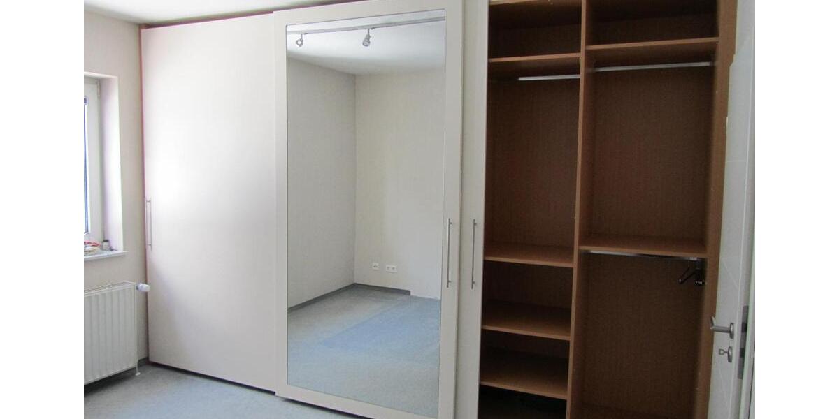 Etagenwohnung Wuppertal Gemarkung Ronsdorf - 3 Zimmer, 100 m&sup2;, 325.000&euro; | Angebot:24446612