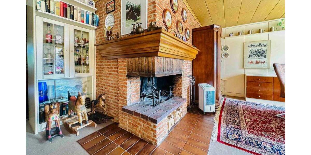 Etagenwohnung Neuss Rosellen - 2 Zimmer, 79 m&sup2;, 240.000&euro; | Angebot:24810351