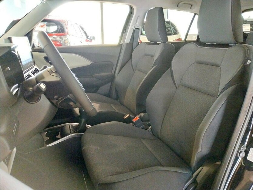 Suzuki Swift Comfort+ Allgrip Hybrid 6.000 km 21.980 € HAAN 42781