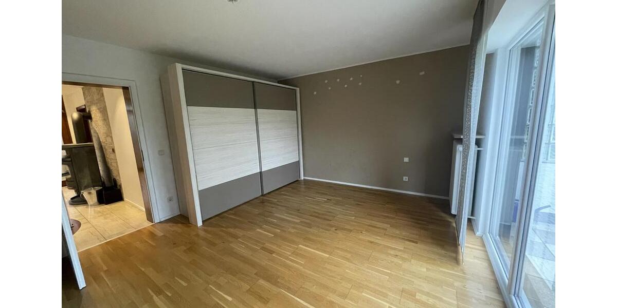 Einfamilienhaus Bergisch Gladbach - 3 Zimmer, 115 m&sup2;, 1.600&euro; | Angebot:26670208