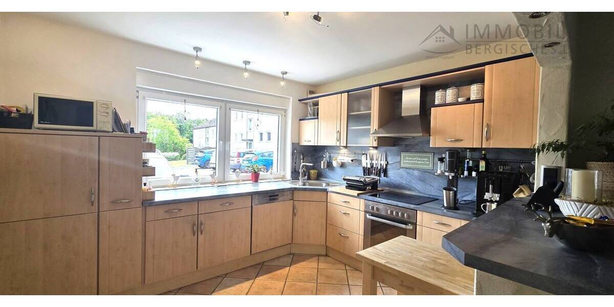 Reihenendhaus Hückeswagen Innenstadt - 4 Zimmer, 110 m&sup2;, 325.000&euro; | Angebot:21321687