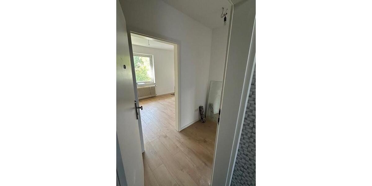 Etagenwohnung Köln Mülheim - 1 Zimmer, 37 m&sup2;, 900&euro; | Angebot:24874377