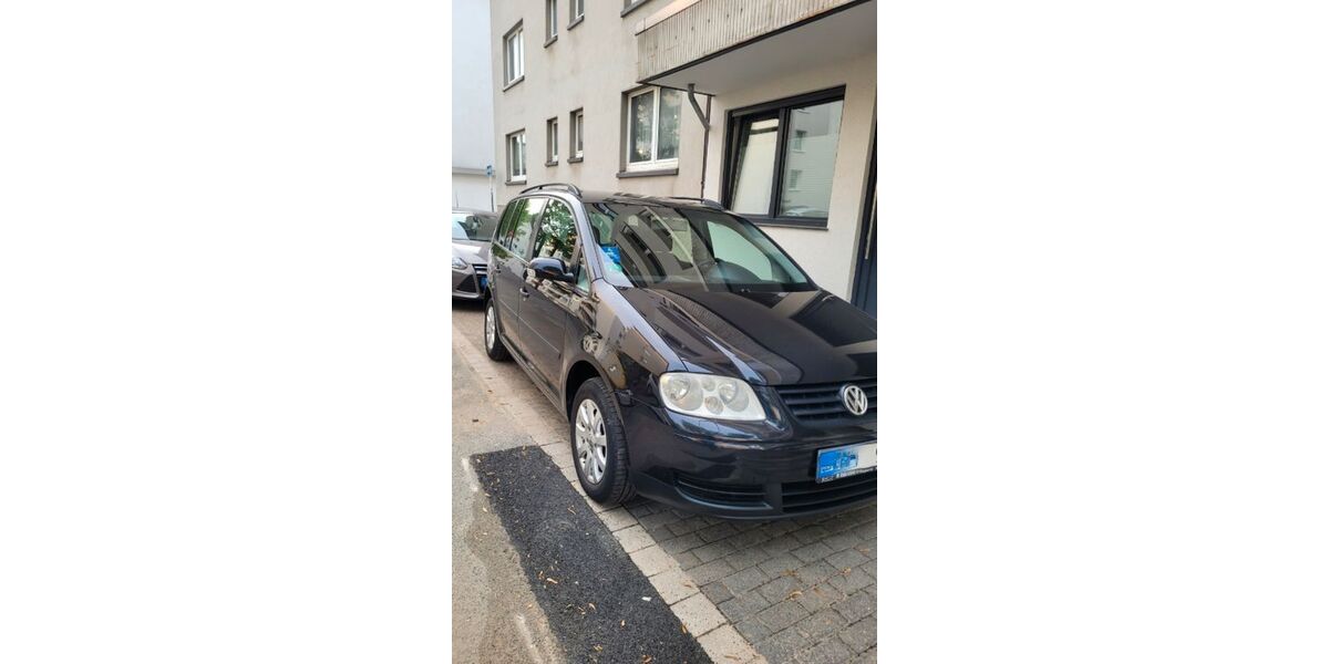 VW Touran 326.000 km 1.800 &euro; Wuppertal 42119