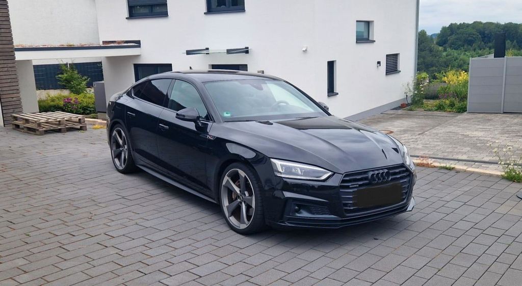 Audi A5 117.000 km 23.500 &euro; Bergisch 51429