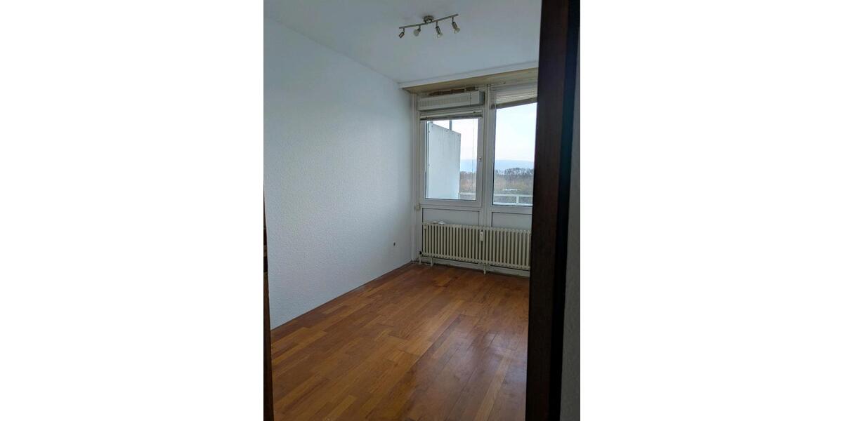 Etagenwohnung Köln Mülheim - 3 Zimmer, 67 m&sup2;, 1.200&euro; | Angebot:24545773