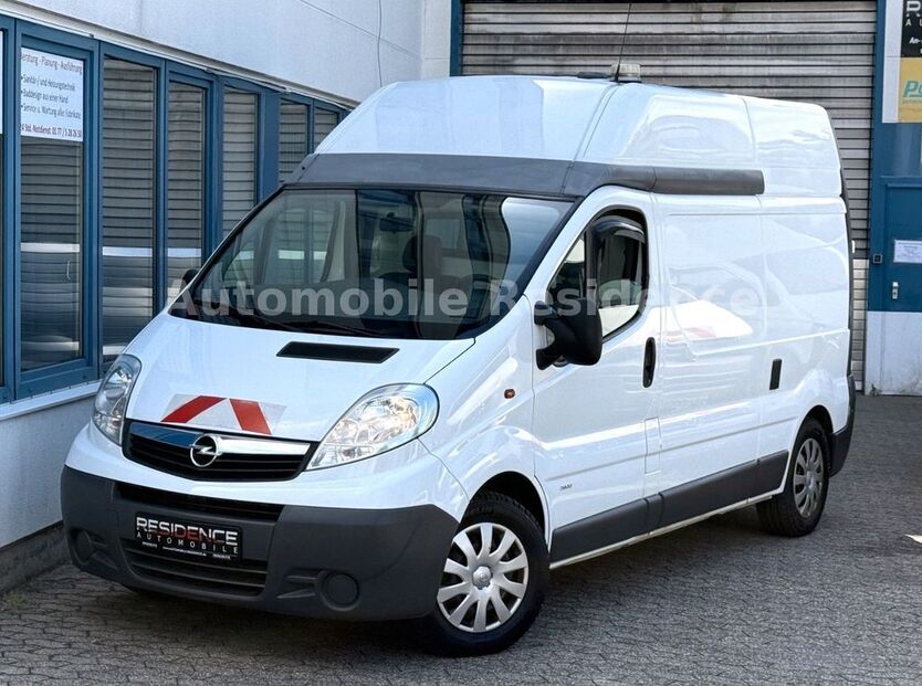 Opel Vivaro 115.000 km 14.398 € Ratingen 40880