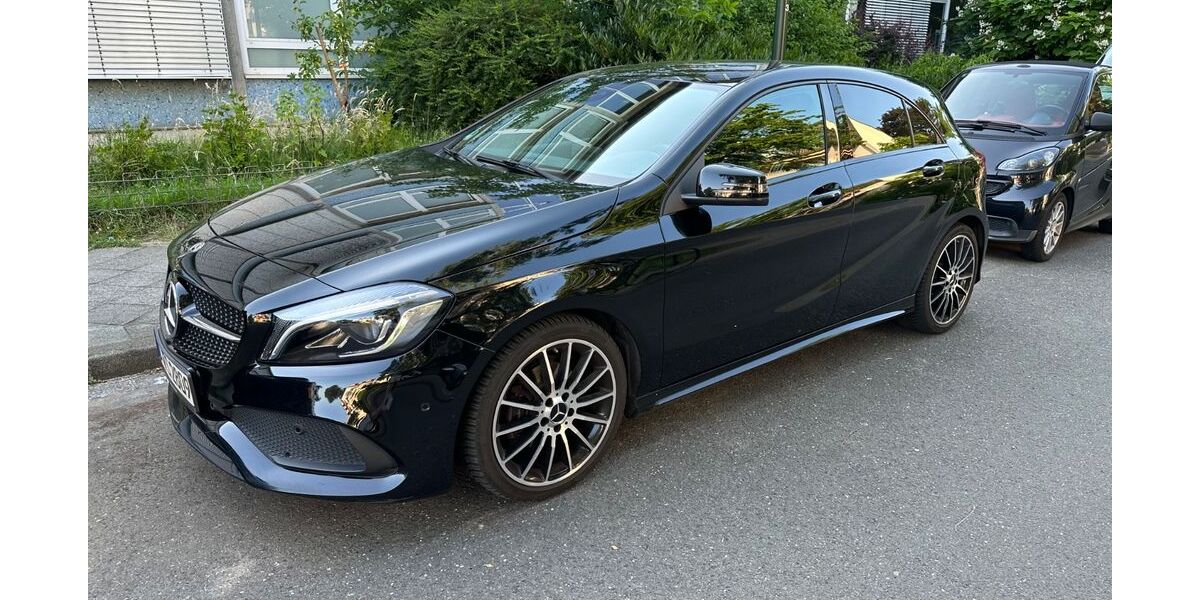 Mercedes-Benz 190 64.850 km 17.500 &euro; Düsseldorf 40589