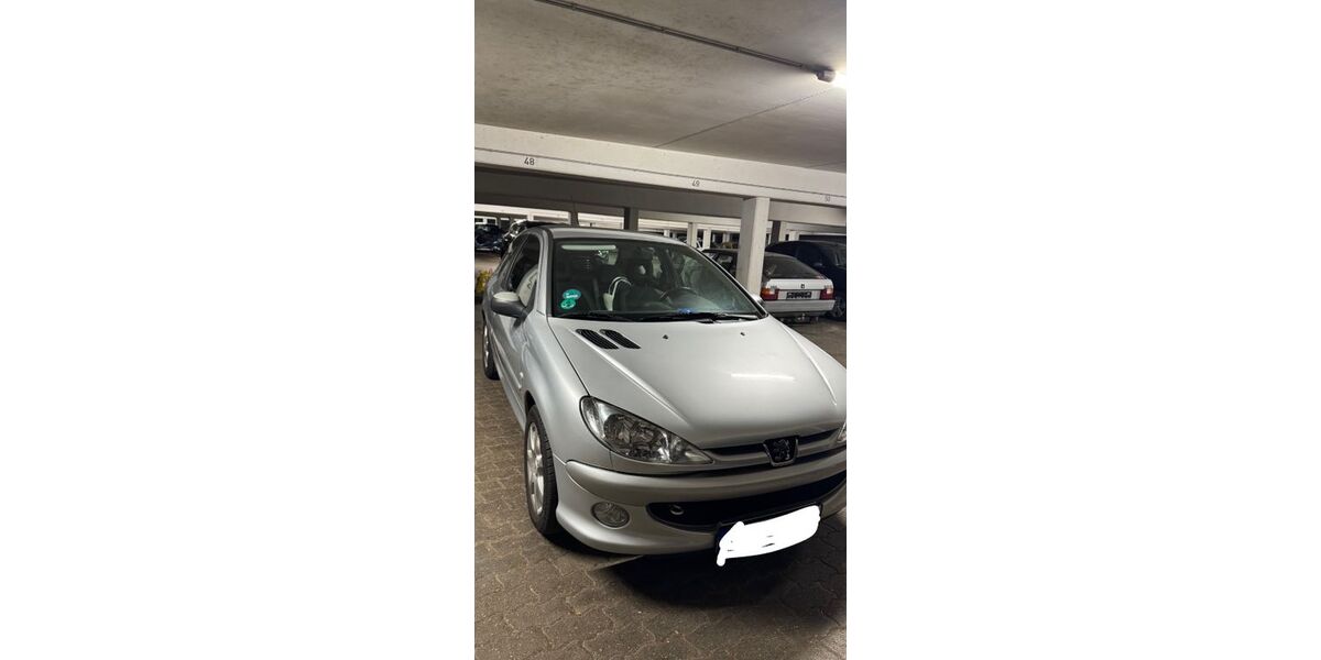 Peugeot 206 65.000 km 4.950 &euro; Velbert 42551