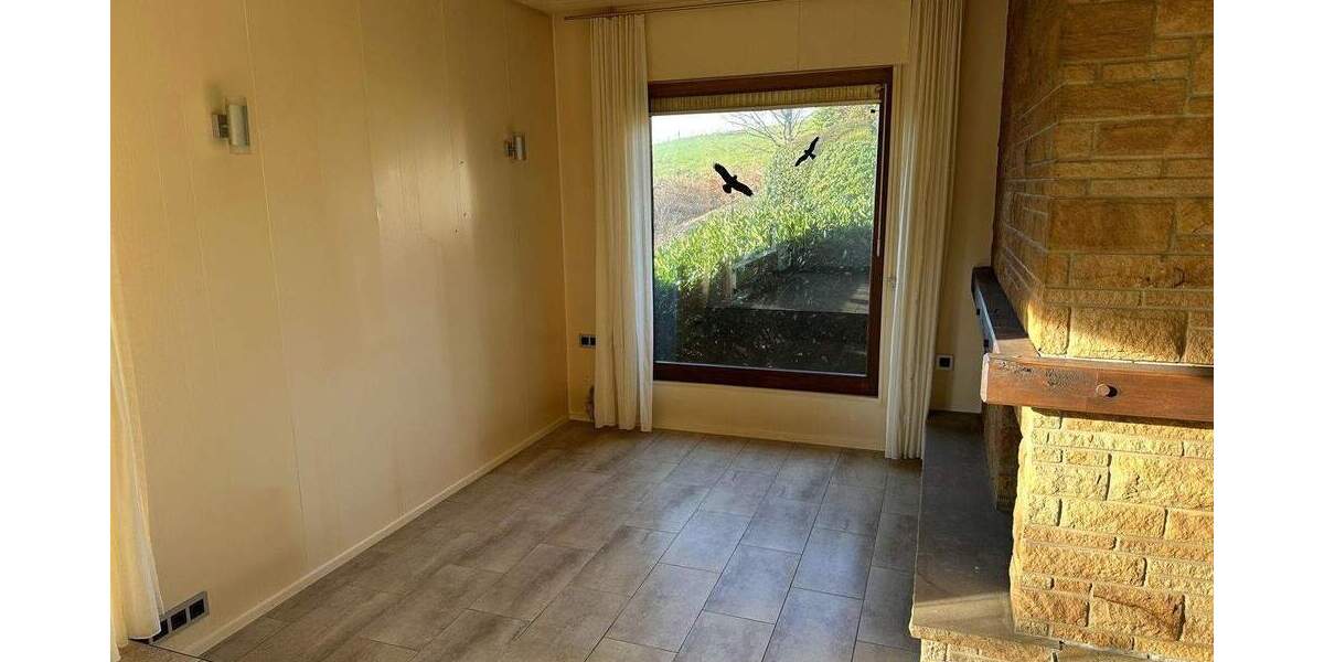 Bungalow Solingen Gräfrath - 6 Zimmer, 236 m&sup2;, 675.000&euro; | Angebot:25755949