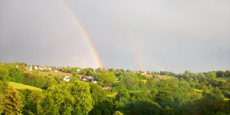 3-Zimmer-Penthouse - Haus im Haus EBK ruhig u. zentral gelegen zimmer