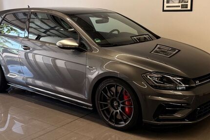 VW Golf 10.000 km 98.700 &euro; Köln 51149