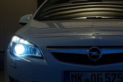 Opel Astra 256.000 km 2.650 &euro; Halver 58553