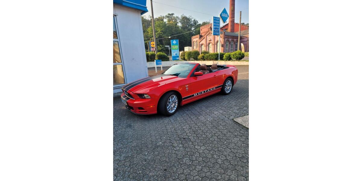 Ford Mustang 136.000 km 16.900 € Wuppertal 42111