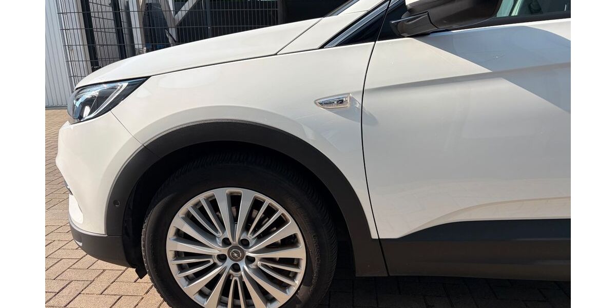 Opel Grandland (X) 95.000 km 11.200 &euro; Langenfeld 40764
