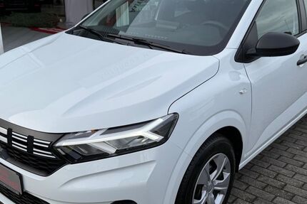 Dacia Sandero 1.190 km 16.200 &euro; Radevormwald 42477