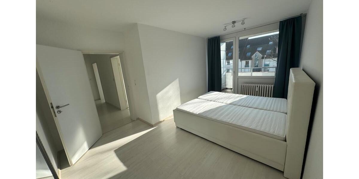 Etagenwohnung Bergisch Gladbach Frankenforst - 4 Zimmer, 104 m&sup2;, 1.579&euro; | Angebot:24785431