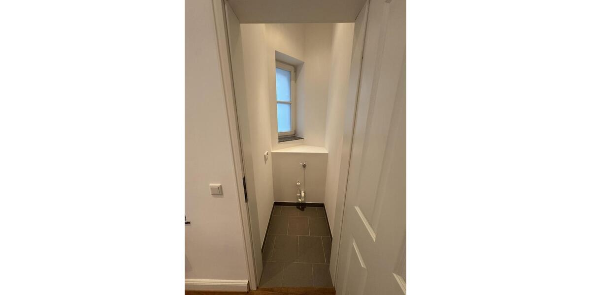 Etagenwohnung Köln Kalk - 4 Zimmer, 112 m&sup2;, 1.705&euro; | Angebot:26021645