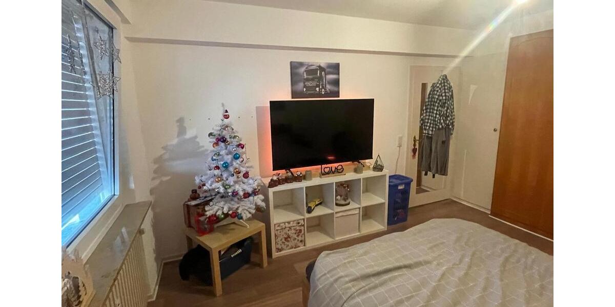 Erdgeschoßwohnung Solingen Mitte - 3 Zimmer, 78 m&sup2;, 210.000&euro; | Angebot:25363472