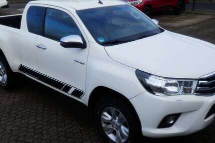 Toyota Hilux 156.876 km 29.990 € Bergisch Gladbach 51469