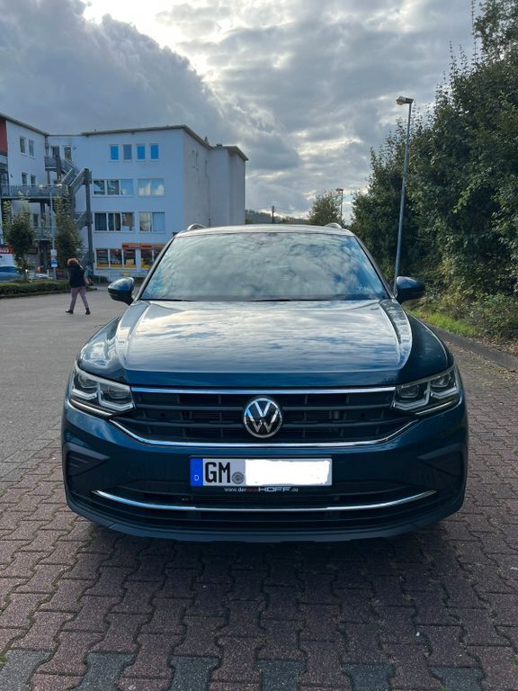 VW Tiguan 32.650 km 30.500 € Engelskirchen 51766
