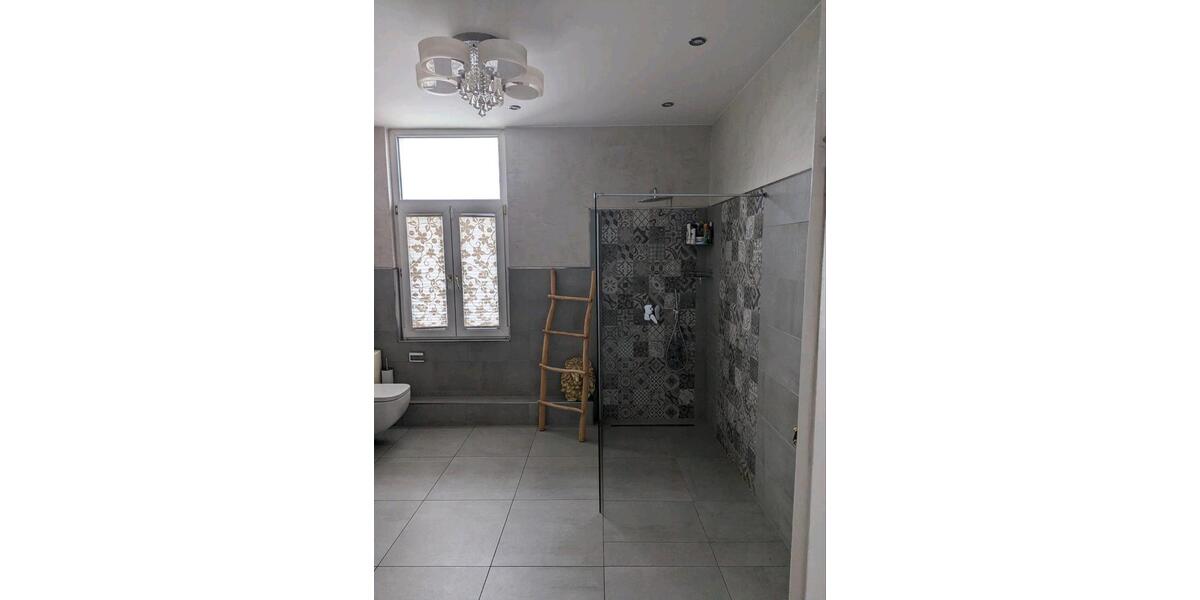 Mehrfamilienhaus, Wohnhaus Remscheid Lüttringhausen - 8 Zimmer, 215 m&sup2;, 379.000&euro; | Angebot:25993466