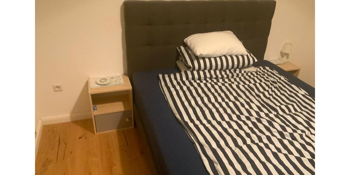 Erdgeschoßwohnung Neuss Gnadental - 3 Zimmer, 53 m&sup2;, 1.018&euro; | Angebot:26165938