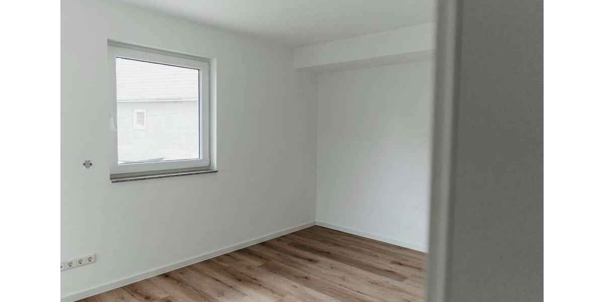 Dachgeschoßwohnung Overath - 2 Zimmer, 74 m&sup2;, 1.244&euro; | Angebot:26420587