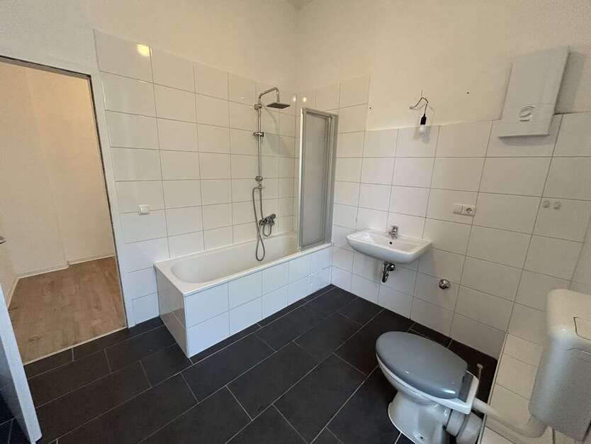Wohnung zum Mieten in Wuppertal 525 € 69 m²