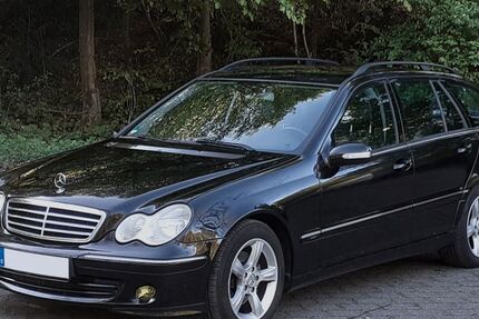 Mercedes-Benz C 200 334.000 km 1.990 &euro; Lindlar 51789