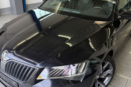 Skoda Superb 170.567 km 16.999 &euro; Köln 50829