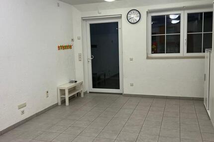 helles teilmöbliertes Appartment mit Glasfaser & Waldlage zimmer