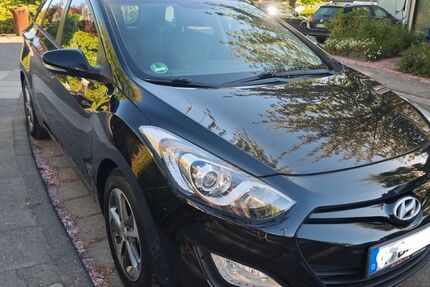 Hyundai i30 129.500 km 7.777 &euro; Pulheim 50259