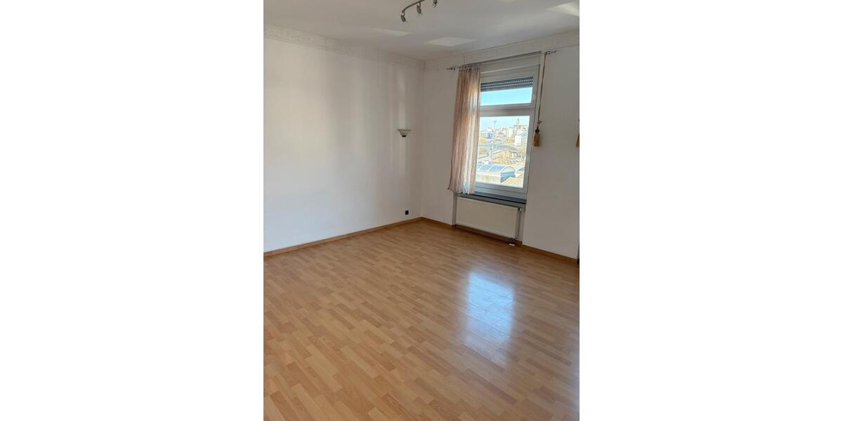 Etagenwohnung Remscheid Lüttringhausen - 3 Zimmer, 87 m&sup2;, 550&euro; | Angebot:25944928