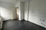 Erdgeschoßwohnung Solingen Mitte - 1 Zimmer, 37 m&sup2;, 300&euro; | Angebot:26470276