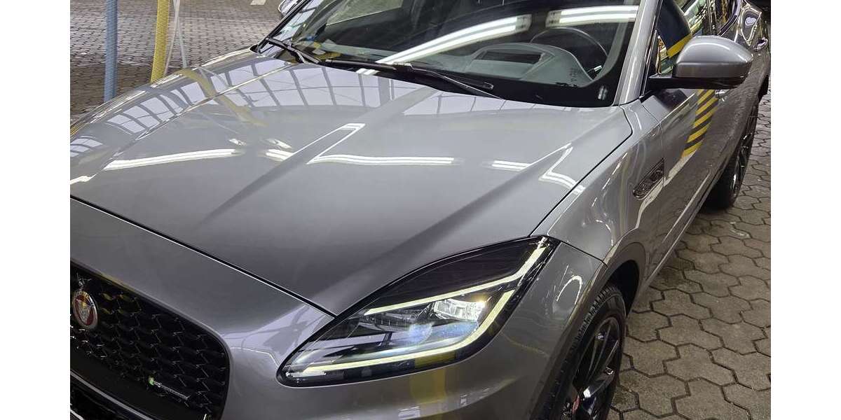 Jaguar E-Pace 53.250 km 31.450 &euro; Köln 50937