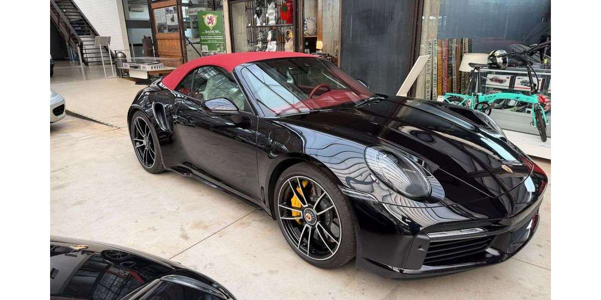 Porsche 911 48.000 km 195.900 € Düsseldorf 40591