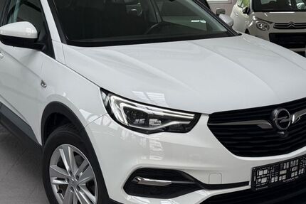 Opel Grandland (X) 129.442 km 15.450 &euro; Remscheid 42859