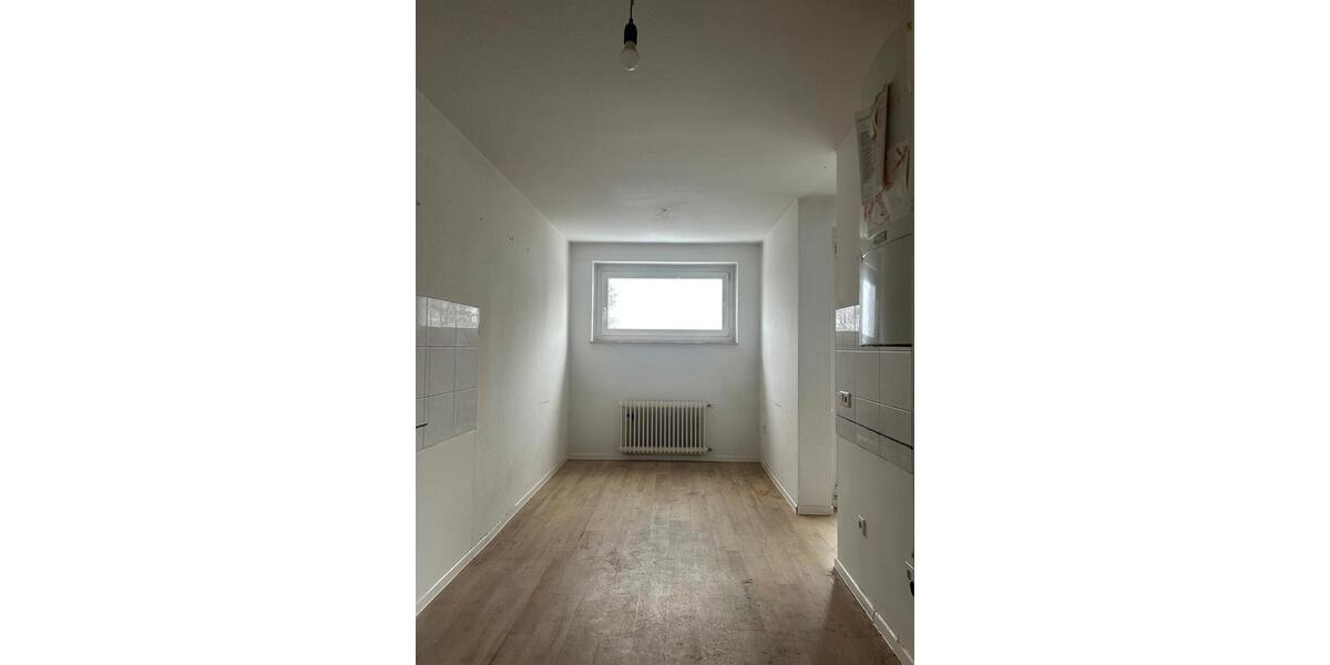 Etagenwohnung Remscheid Lüttringhausen - 4 Zimmer, 94 m&sup2;, 651&euro; | Angebot:24472517