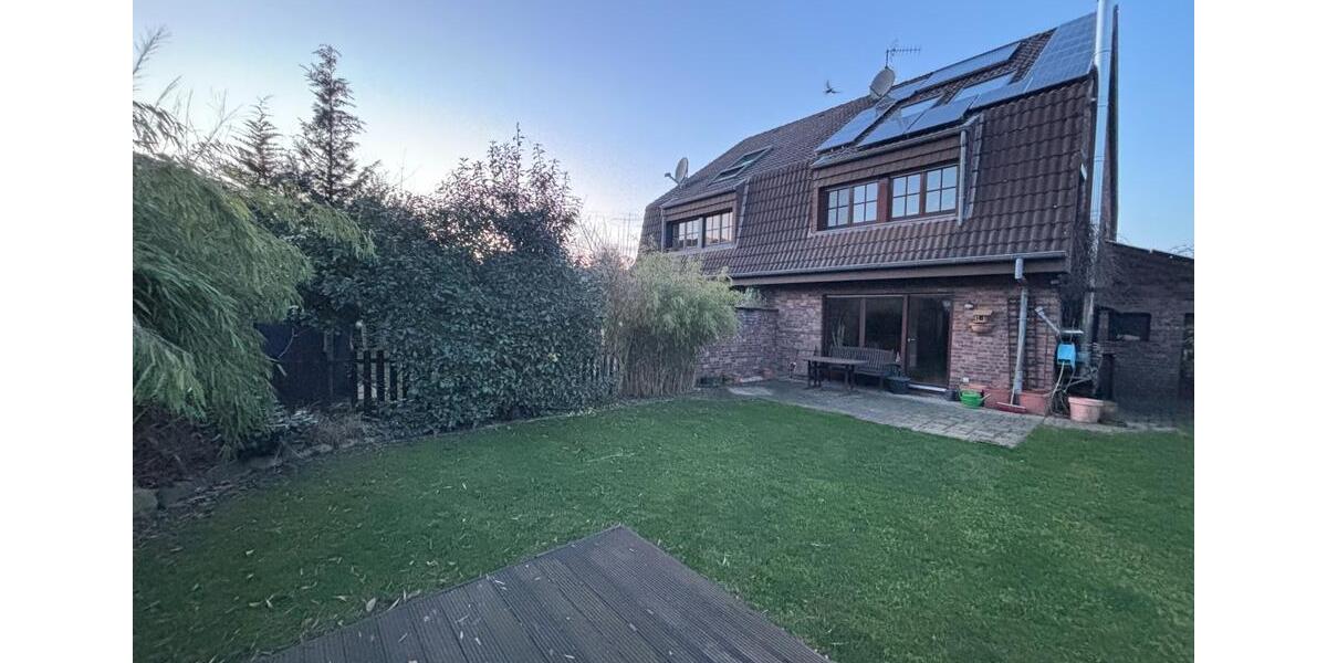 Doppelhaushälfte Pulheim - 4 Zimmer, 167 m&sup2;, 2.350&euro; | Angebot:24667102