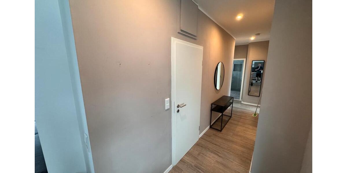Dachgeschoßwohnung Wuppertal Gemarkung Elberfeld - 3.5 Zimmer, 80 m&sup2;, 800&euro; | Angebot:26413541