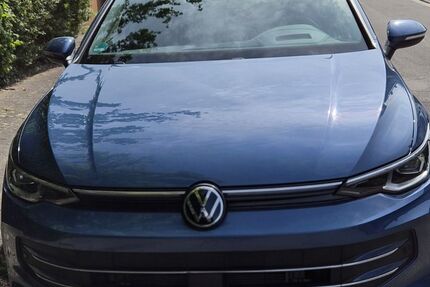 VW Golf 13.700 km 27.700 &euro; Neuss 41462