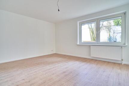 Wunderschöne,modernisierte 2- Zimmer Eigentumswohnung mit Terasse